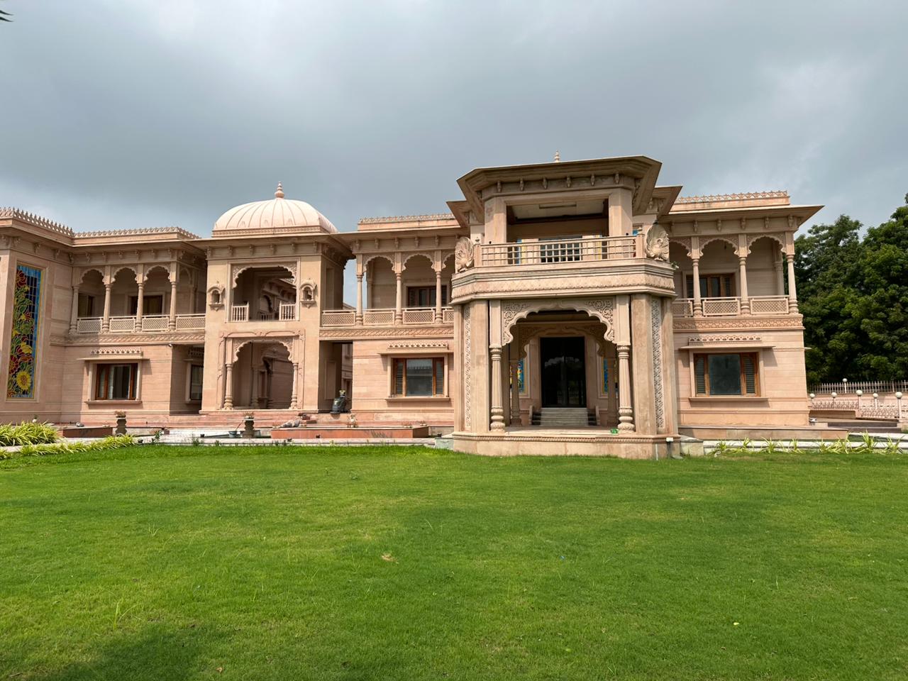 Haveli palace architecture